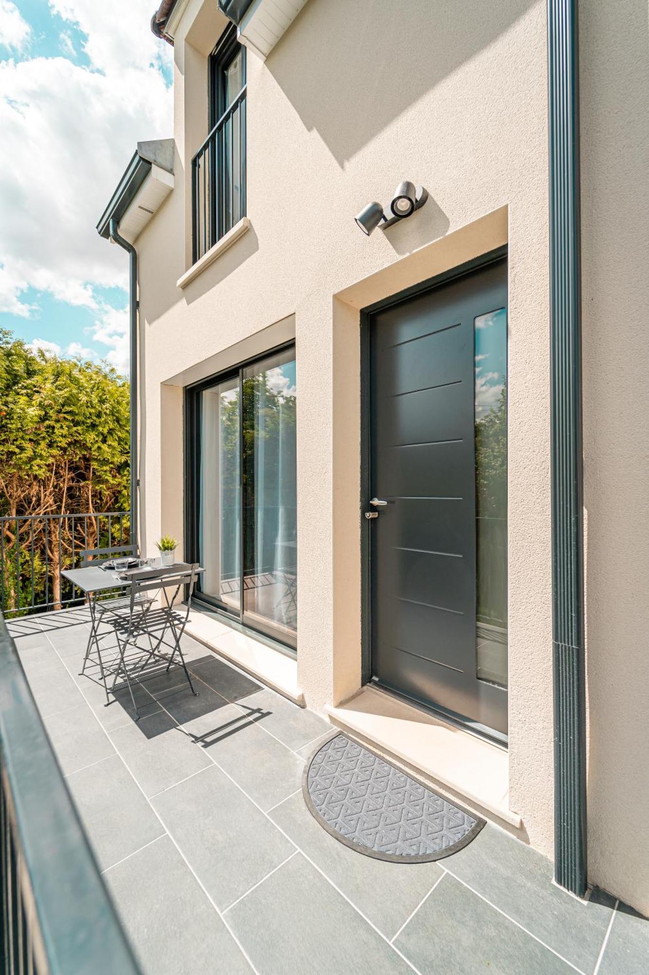 Le Cool Plex Duplex Avec Jardin, Disney 10Mn エスブリー エクステリア 写真