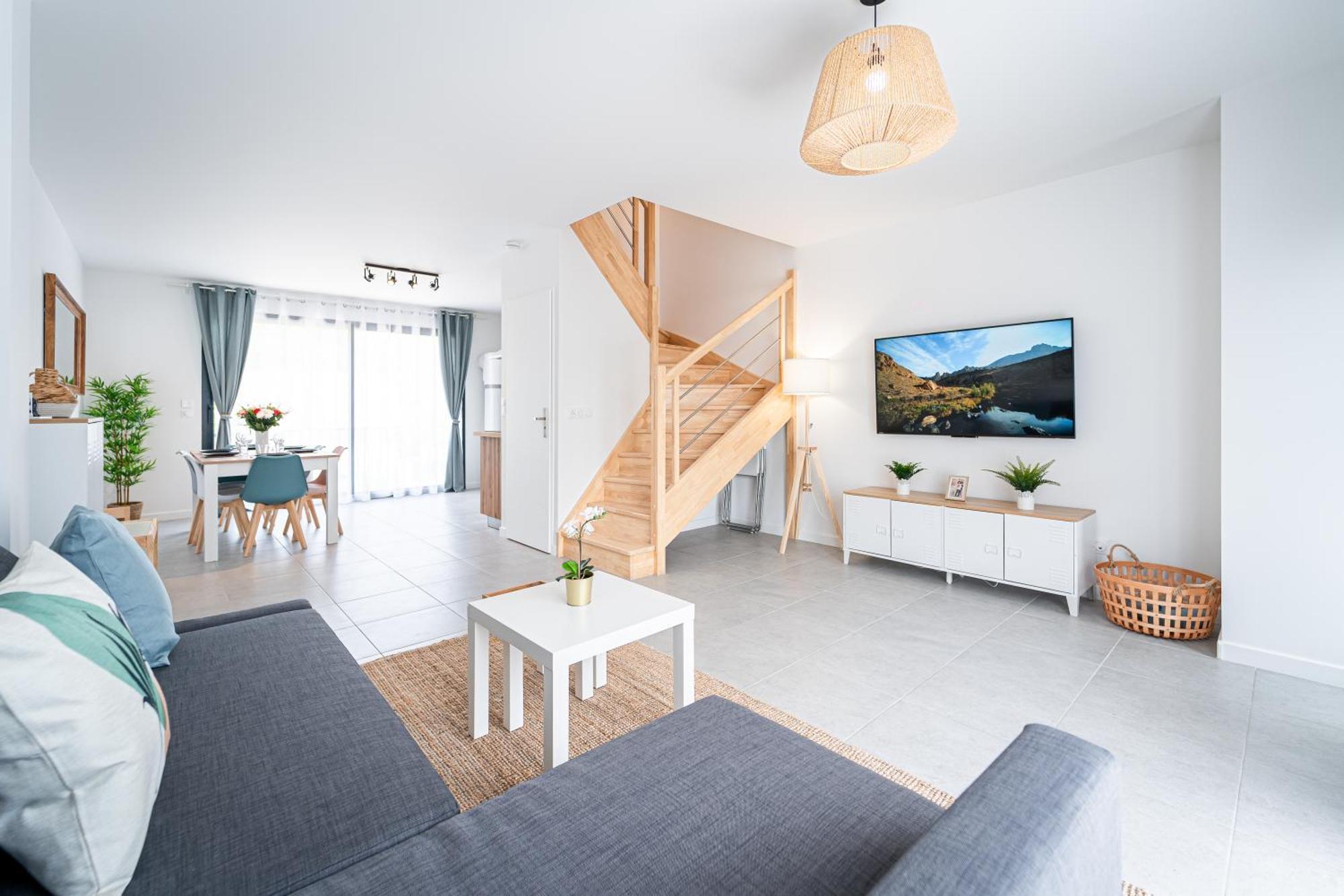Le Cool Plex Duplex Avec Jardin, Disney 10Mn エスブリー エクステリア 写真