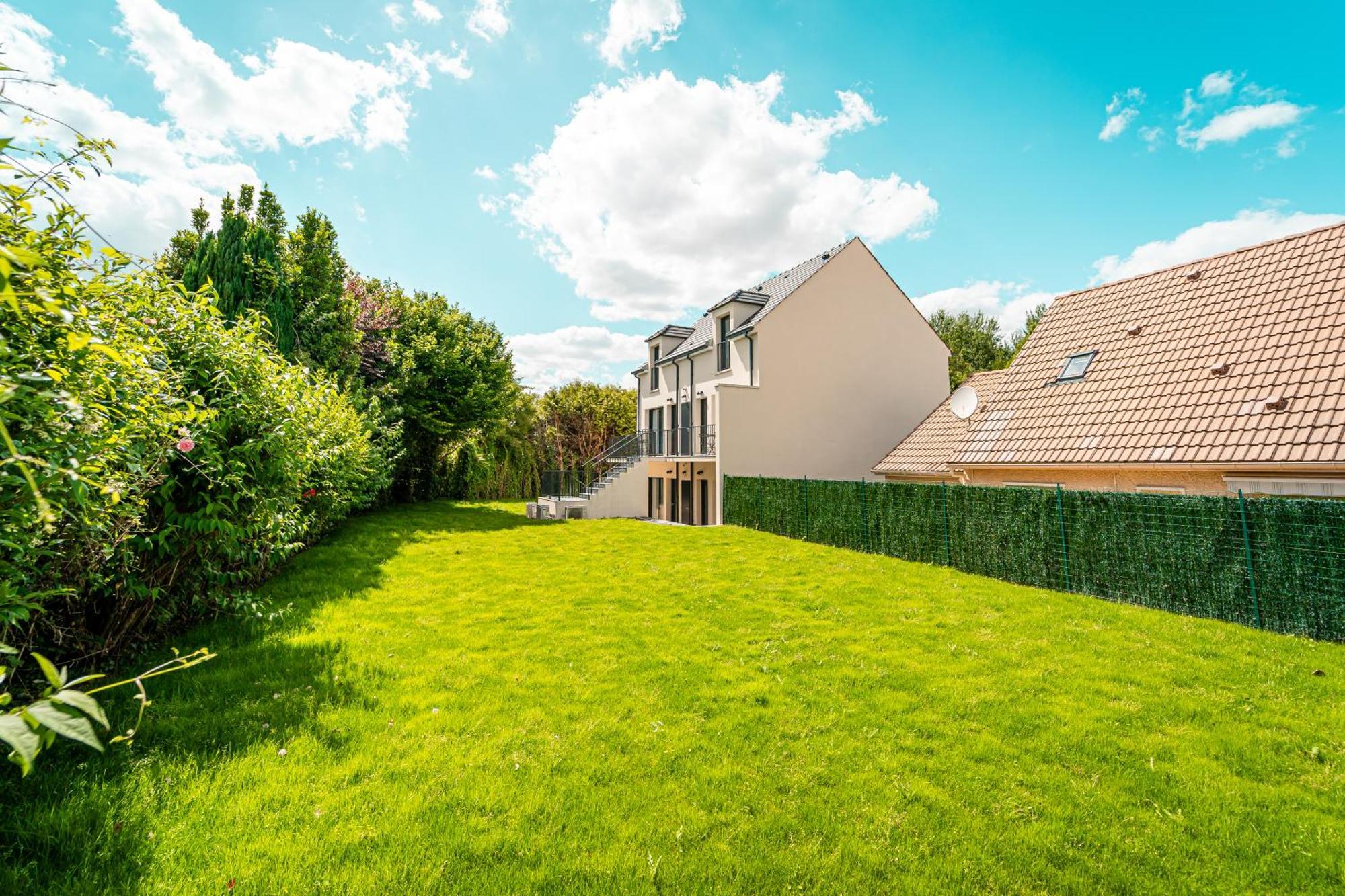 Le Cool Plex Duplex Avec Jardin, Disney 10Mn エスブリー エクステリア 写真