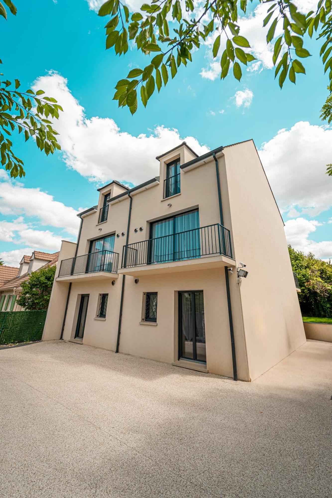 Le Cool Plex Duplex Avec Jardin, Disney 10Mn エスブリー エクステリア 写真